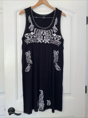 Grace Elements Black Midi Dress with White Embroidery size XL